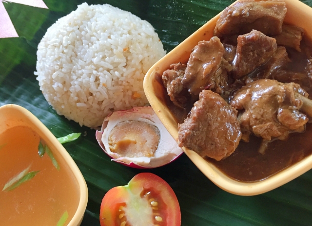 フィリピン料理・アドボとは？ことばの意味からかんたん本格レシピまで！